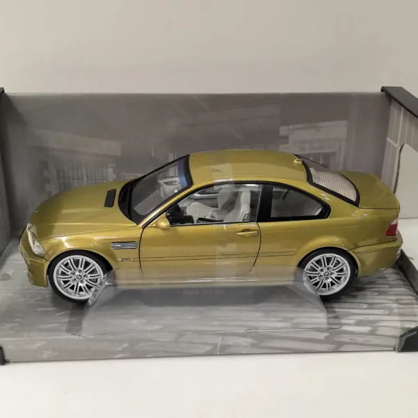 Solido 1:18 BMW E46 M3 2000 Diecast Model - Image 2