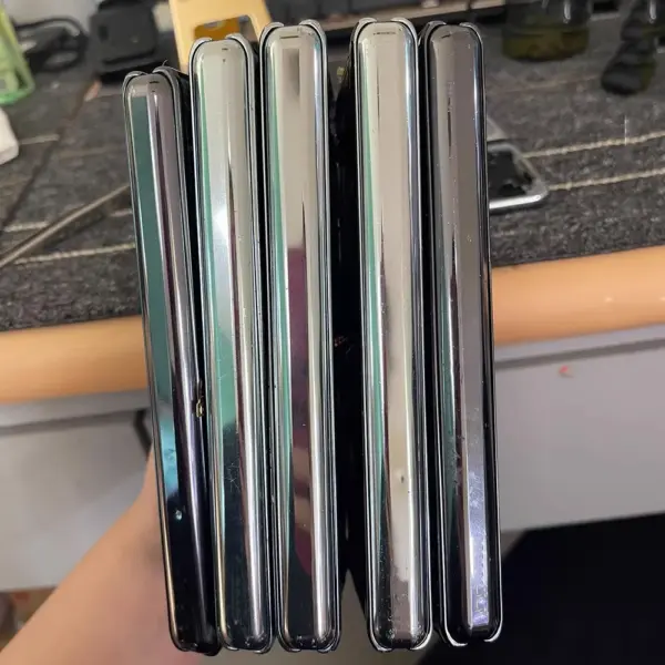 Samsung Galaxy Fold 1 F900 Middle Frame Assembly - Image 3
