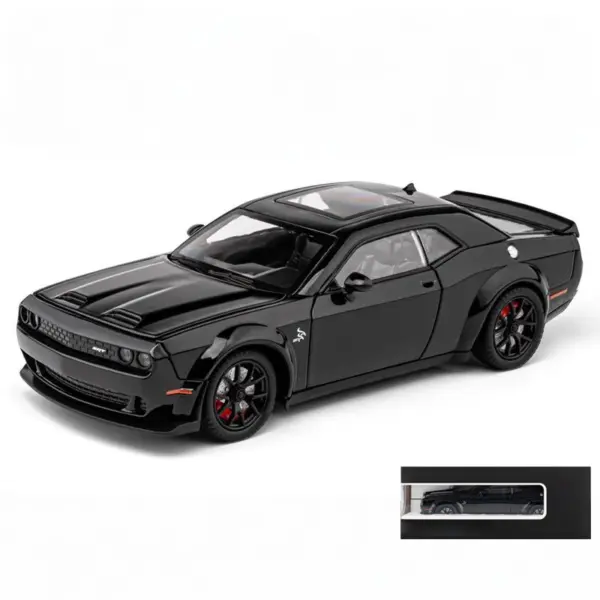 1:24 Dodge Challenger Hellcat Redeye Diecast Model - Image 10