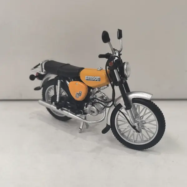 IXO 1/24 Scale SIMSON S 51 Diecast Motorcycle Model - Image 3