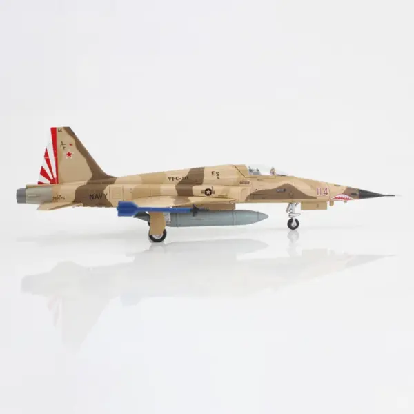 1:72 F-5N Fighter Jet Collectible Model - Image 6