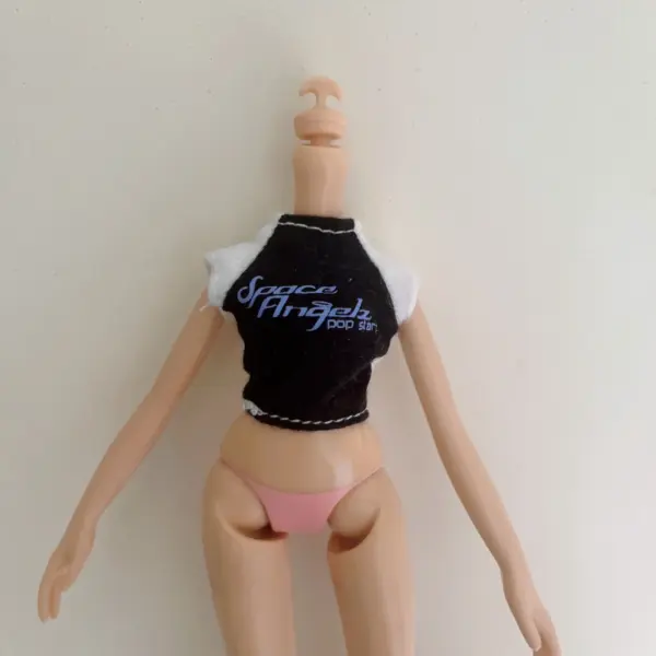 Bratz & Monster High Doll Tops Set - Image 22