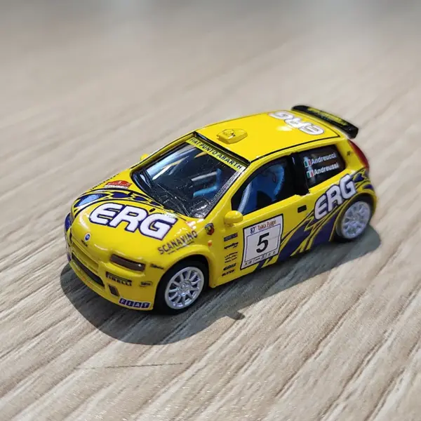Fiat Punto Rally 2003 Model Car 1:87 Resin Collection - Image 4
