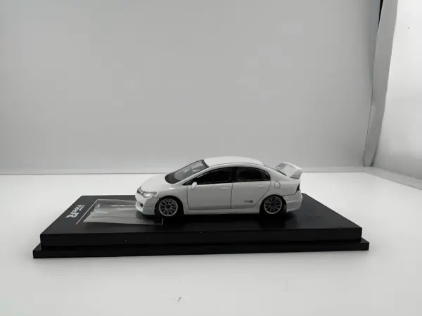 1/64 Civic Type-R FD2 Alloy Model Car - Image 2