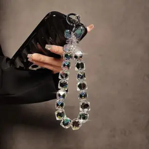 Se241fed750104a02870891b3cf3d74621