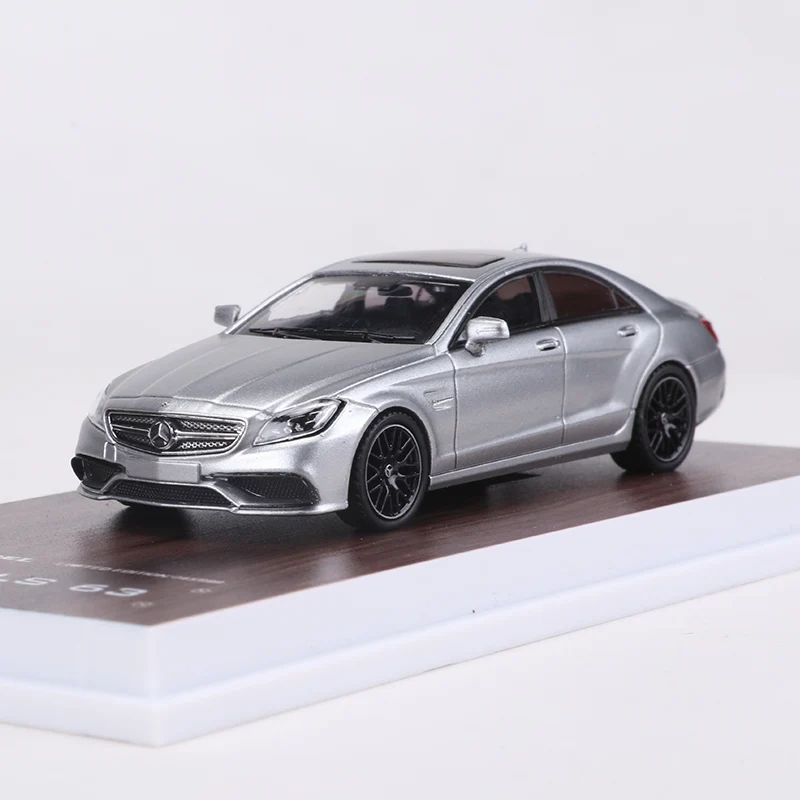 MJ 1:64 CLS63 Diecast Car Model Kit 9 MJ 1:64 CLS63 Diecast Car Model Kit - Image 9