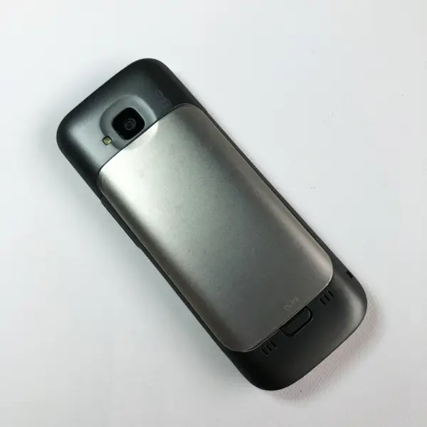 Nokia C5-00 Vintage Cell Phone 2G/3G - Image 3