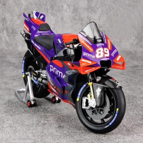 KILO Works Ducati GP Motorcycle Model 1/12 - Image 11