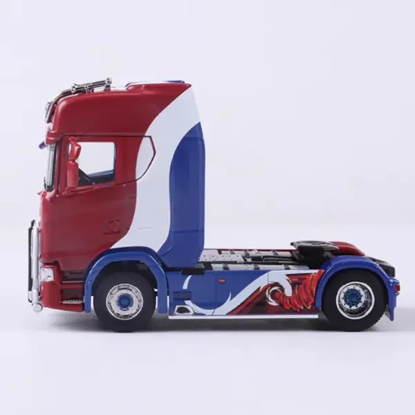 GCD 1/64 Scale Alloy Tractor Model Collectible - Image 3
