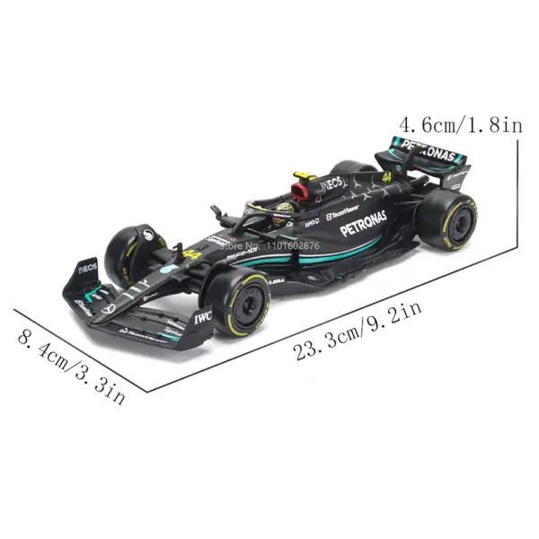 Bburago 1:24 2023 F1 Mercedes-AMG W14 Model - Image 5