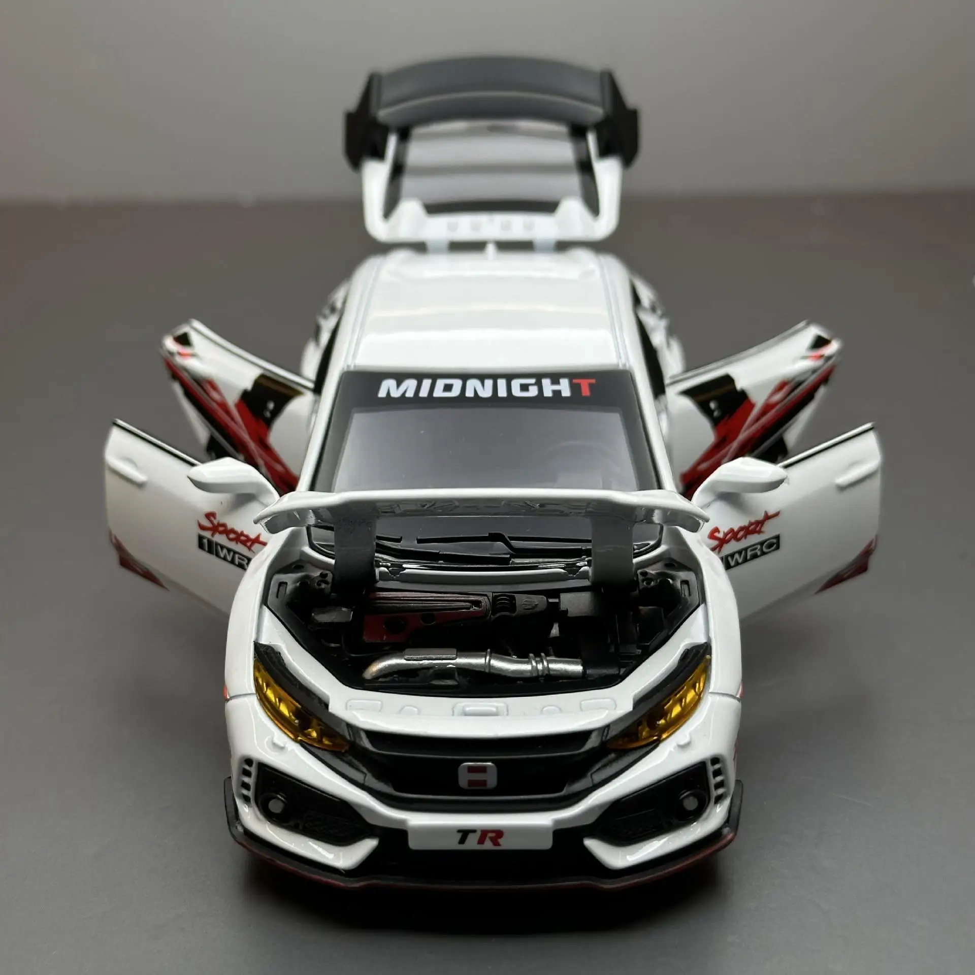 1/32 Honda Civic Type-R Diecast Model Car 4 1/32 Honda Civic Type-R Diecast Model Car - Image 4