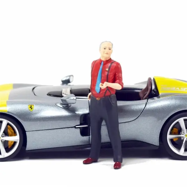1:18 Resin Car Scene Display Figure - Image 3