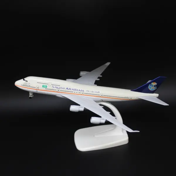 8 Inch Diecast Boeing 747 Airplane Model - Image 24