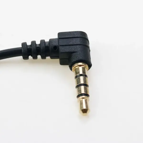 3.5mm TRS to TRRS Microphone Adapter Cable - Image 4