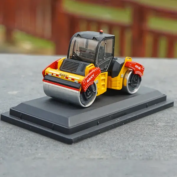 Mini Alloy SANY Crane Excavator Model 1:87 - Image 6