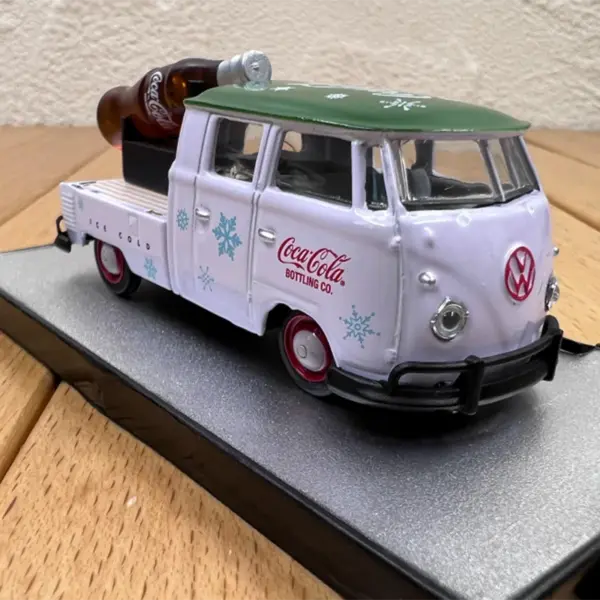 Diecast 1:64 VW 1959 T1 Van Model Ornament - Image 3