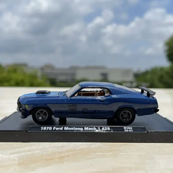 1:64 1970 Mustang Mach 1 Diecast Model - Image 3