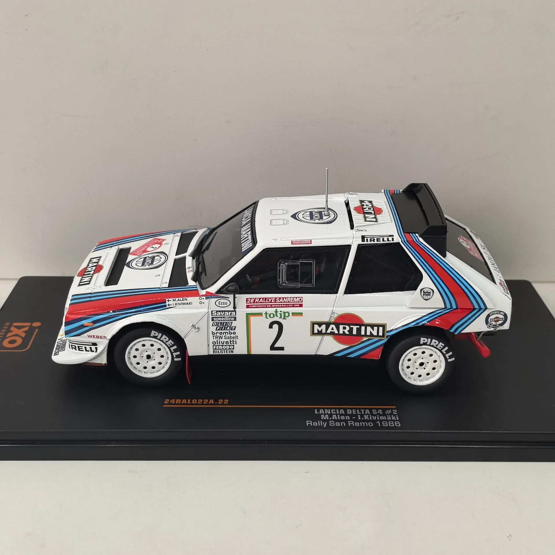 IXO 1:24 Scale LANCIA DELTA S4 #2 1986 Diecast Model Car 2 IXO 1:24 Scale LANCIA DELTA S4 #2 1986 Diecast Model Car - Image 2