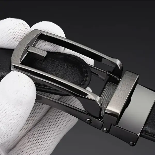 Luxury Leather Men Belt with Automatic Buckle - Image 3