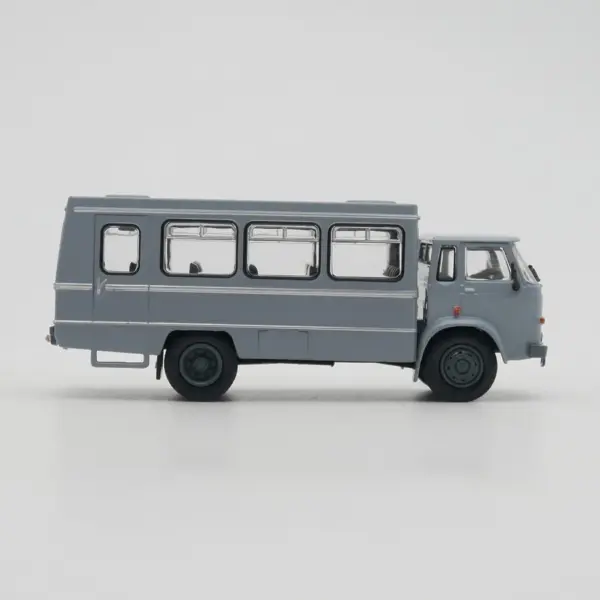 IXO 1:72 Polish Bus Star Osinobus Diecast Model - Image 3