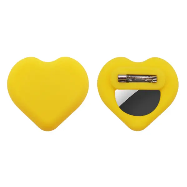 Heart-Shaped Silicone AirTag Protective Case - Image 10