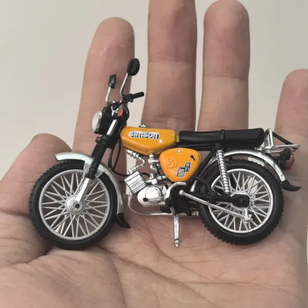 IXO 1/24 Scale SIMSON S 51 Diecast Motorcycle Model - Image 5