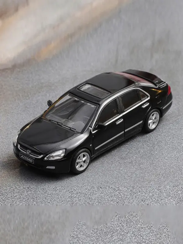 Pre-sale DCT 1:64 Accord Alloy Model Car - Image 6
