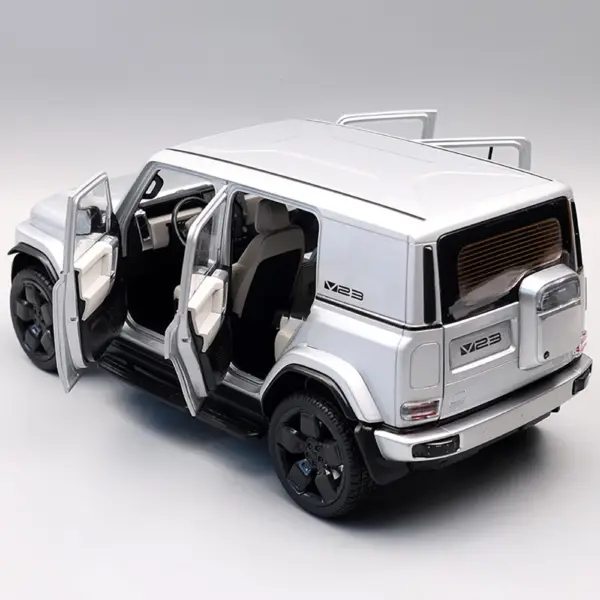 iCAR V23 1:18 Alloy Vehicle Model for Display - Image 6