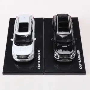1:43 Outlander SUV Diecast Model Car Black/White 9 Seddb9e41fee8433fbe45ce02e0896559h