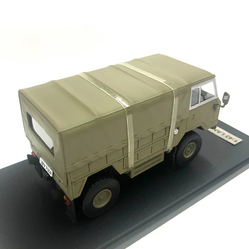 Land Rover 101 Alloy Model - 1:43 Scale Collectible 4 Land Rover 101 Alloy Model - 1:43 Scale Collectible - Image 4
