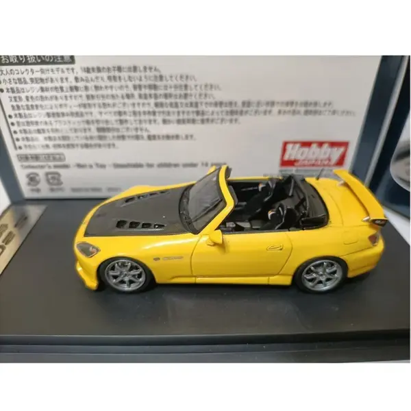 1:43 Scale Honda S2000 AP2 Resin Model Toy - Image 4
