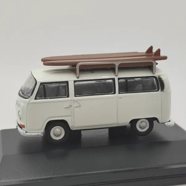 Diecast White VW Bus 1:76 Scale Collectible Model - Image 3