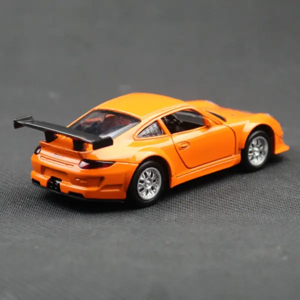 1/39 Porsche 911 GT3 RSR Diecast Model Car - Image 4