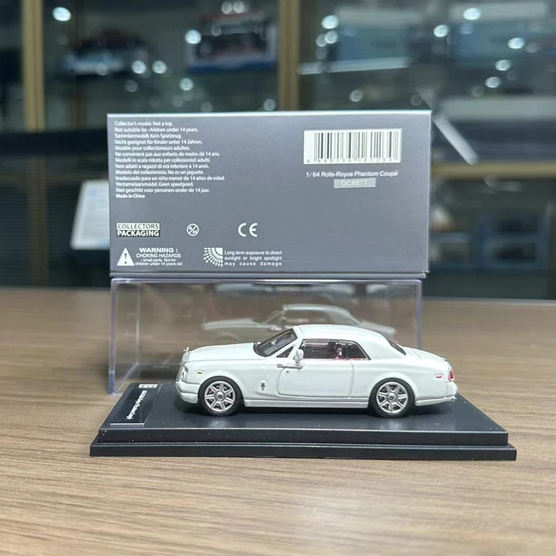 1/64 Rolls-Royce Phantom Coupe Diecast Model Car 2 1/64 Rolls-Royce Phantom Coupe Diecast Model Car - Image 2