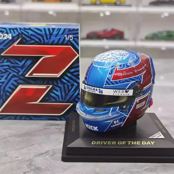 Spark 1/5 Qatar F1 Helmet Resin Model Collectible - Image 5