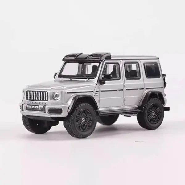Maisto 1:64 Scale Diecast G63 Car Model - Image 2