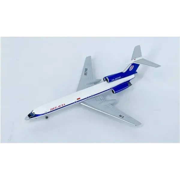 Belarusian Airlines TU-154M Diecast Model 1:500 - Image 4
