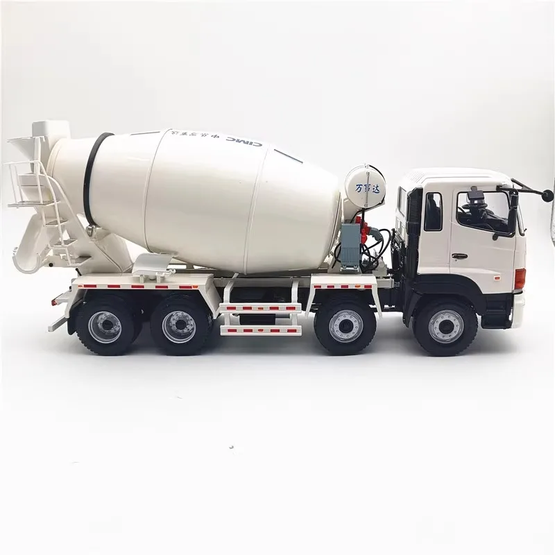 1:24 CIMC Concrete Mixer Truck Model 2 1:24 CIMC Concrete Mixer Truck Model - Image 2