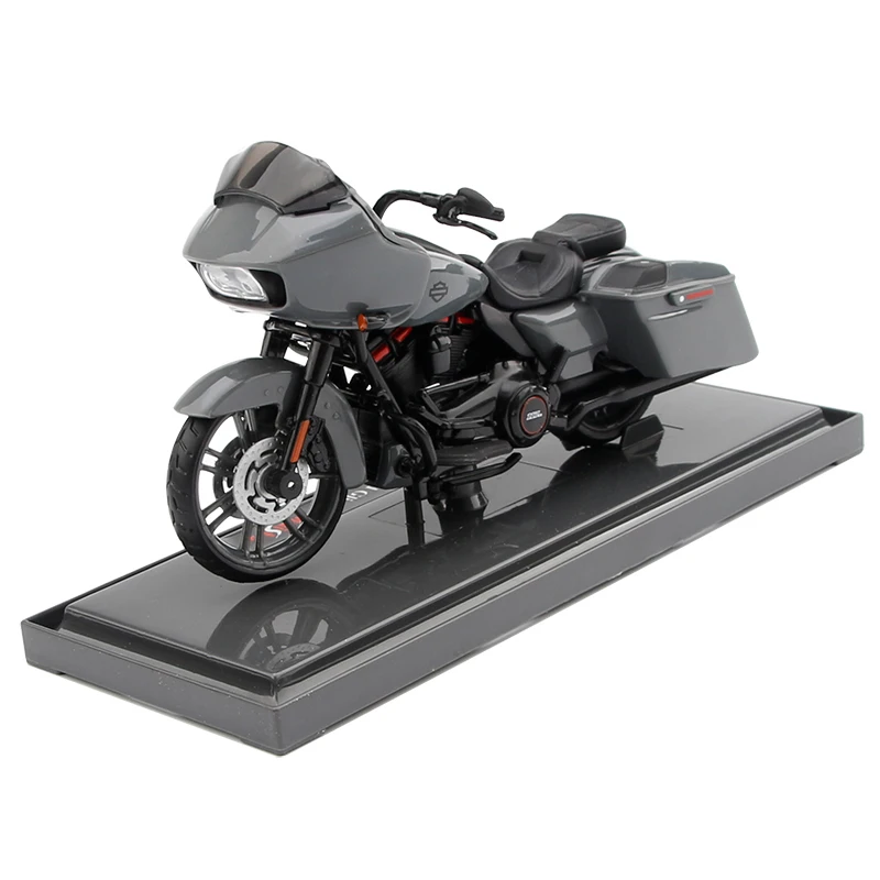Maisto 1/18 Harley Davidson 2018 CVO Motorcycle Model 5 Maisto 1/18 Harley Davidson 2018 CVO Motorcycle Model - Image 5