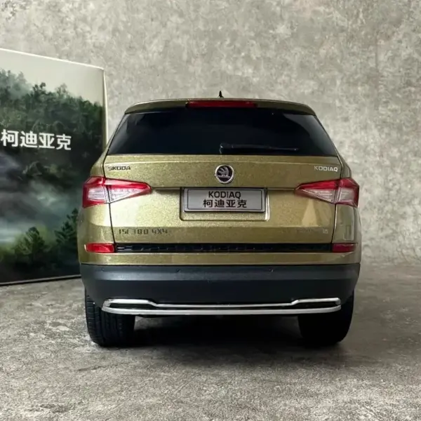 Diecast 1/18 Skoda Kodiaq Model Car - Image 5
