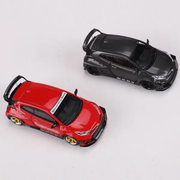 Maisto 1:64 Fuji Yaris Pandem Diecast Model - Image 3