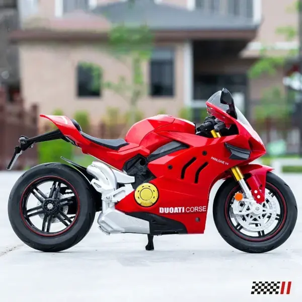 1:10 Ducati V4S S1000RR Alloy Die Cast Motorcycle Model - Image 4