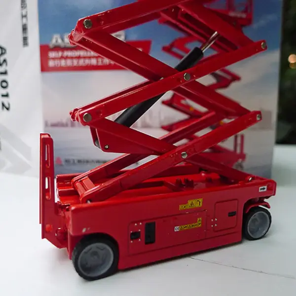 1:40 Scale LGMG AS1012 Lift Truck Model - Image 4