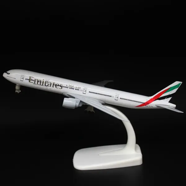 8 Inch Diecast Boeing 747 Airplane Model - Image 18