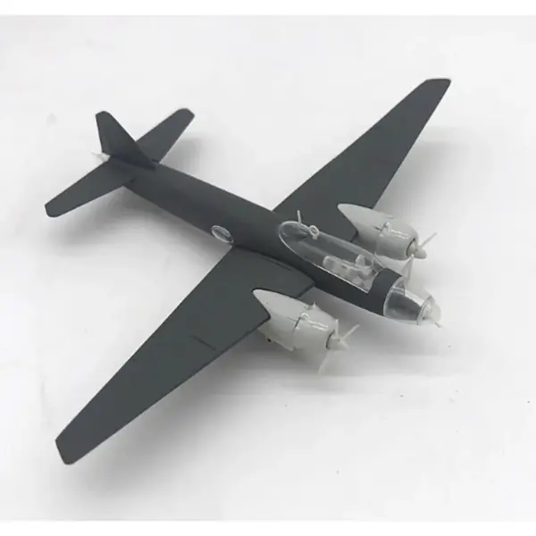 Herpa 1/200 G4M1 Bomber Diecast Model - Image 5