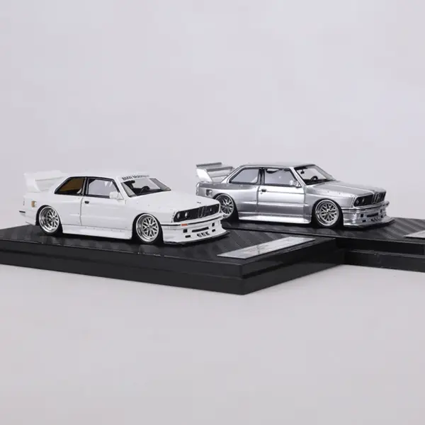 NA 1:64 E30 Motorsport Resin Model Car - Image 2