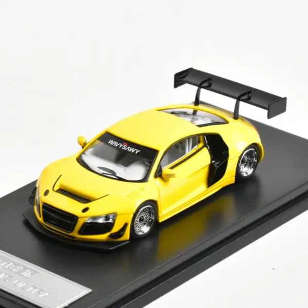 Le Man Fang 1:64 R8 LMS Diecast Model Car - Image 4