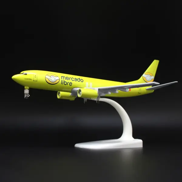 8 Inch Diecast Boeing 747 Airplane Model - Image 5