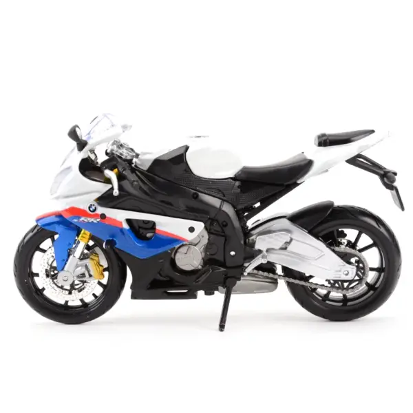 Maisto 1:12 BMW R 1000 RR Die Cast Motorcycle Model - Image 5
