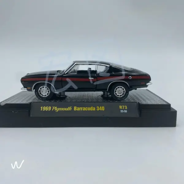 Diecast 1:64 1969 Plymouth Barracuda Model - Image 3